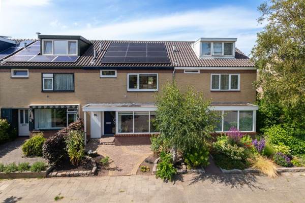 Woning Vogelven 24 Heemskerk