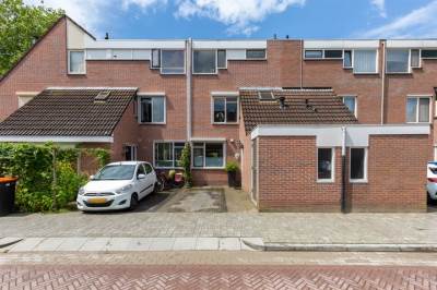 Woning Langetuin 142 Zwaag