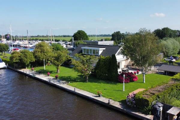 Woning Julianalaan 1h Kaag