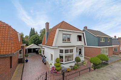 Woning Adriaan Geertsplein 8 Veendam