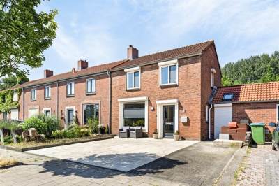 Woning Julianastraat 34 Moerdijk