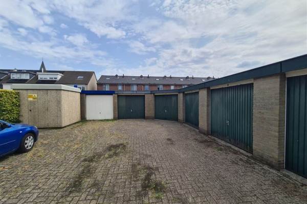 Garage Brenninkmeijerlaan 14 Hooglanderveen