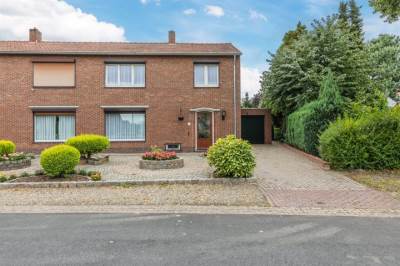 Woning Dorpsstraat 8 Ohé en Laak