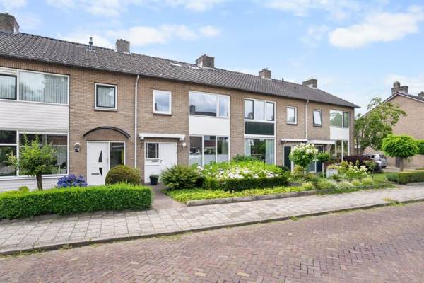 Woning Mr. G.J. ter Kuilelaan 21 Almelo