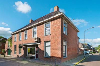 Woning Torenstraat 10 Ezinge