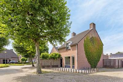 Woning Plataan 21 Oost West en Middelbeers