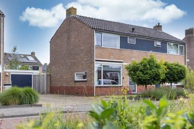 Woning Romke van Damwei 20 Tijnje