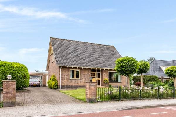 Woning Dorpsstraat 94 Zwaag