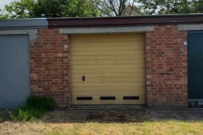 Garage Aalbrecht van Beijerenstraat 27 Hellevoetsluis