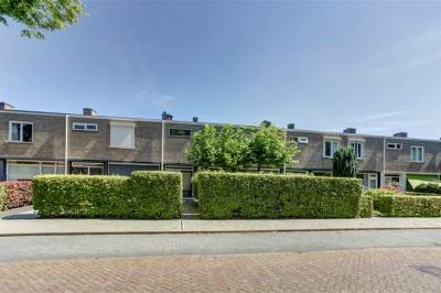 Woning Prof. Granpré Molièrelaan 28 Emmeloord