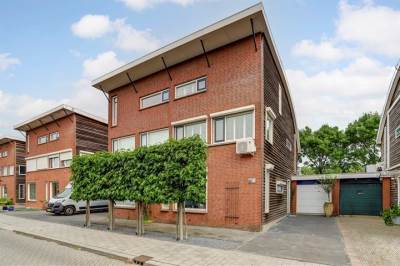 Woning Platte Drogedijk 37 Hoogvliet Rotterdam