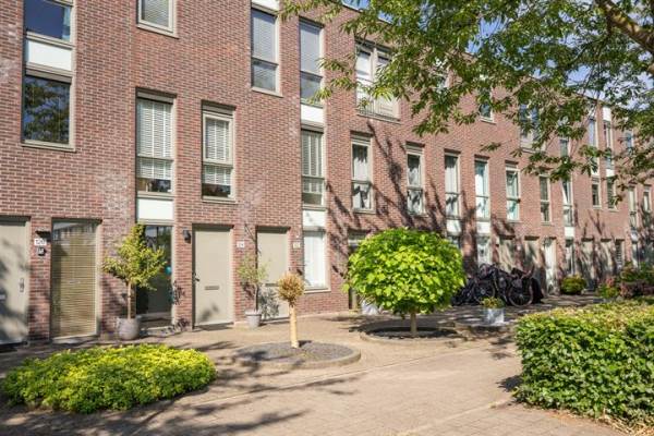 Woning Renoirstraat 124 Almere
