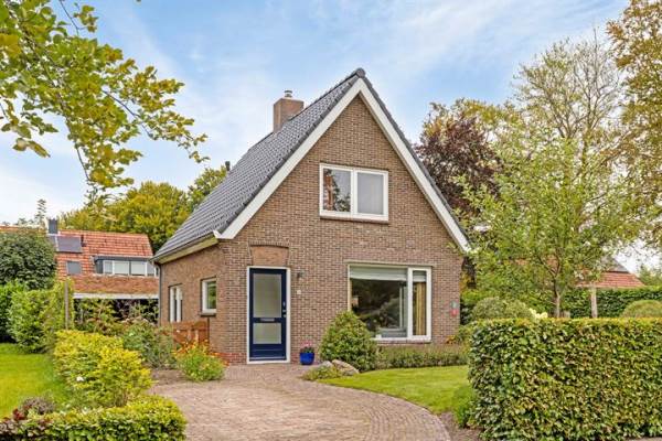 Woning Beukenlaan 10 Nieuw-Roden