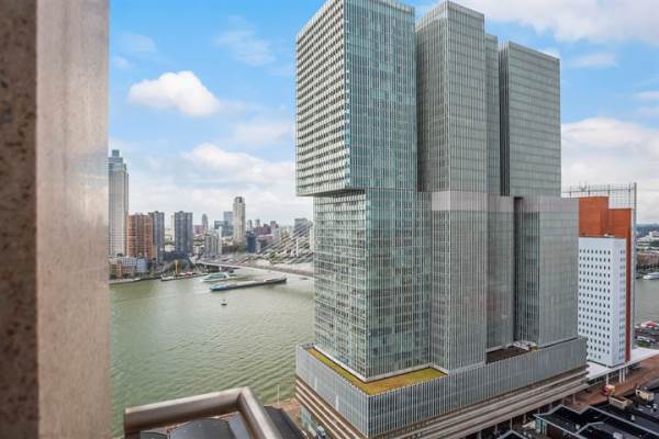 Woning Van der Hoevenplein 125 Rotterdam