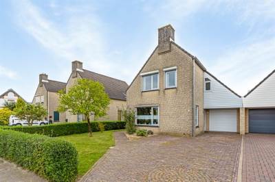 Woning Mr. van Coothstraat 28 Druten