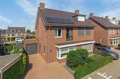 Woning Meester J van Dolderenstraat 24 Kesteren