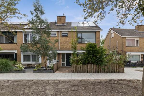 Woning Beverveen 137 Spijkenisse