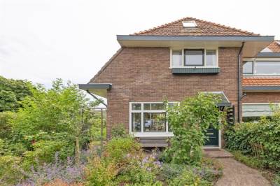 Woning B. van Rooijenstraat 26 Naarden