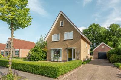 Woning Buorren 52 Oudega (Gem. Smallingerland)