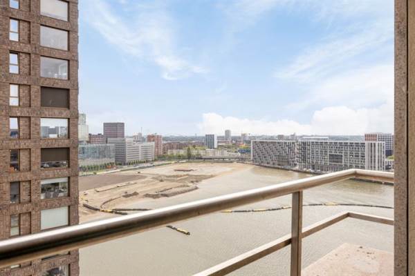 Woning Van der Hoevenplein 78 Rotterdam