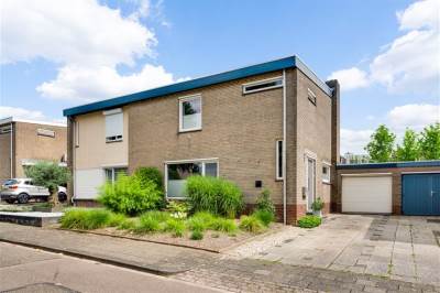 Woning Lindenlaan 12 Bunde