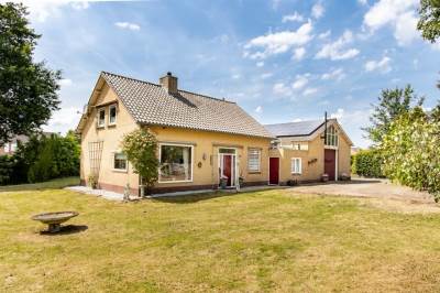 Woning Maasdijk 71 Wijk en Aalburg