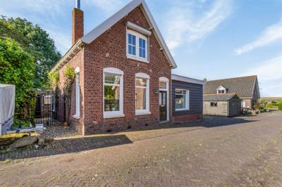 Woning Dijkstraat 1 Ellewoutsdijk