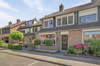 Woning Rembrandtlaan 52 Oosterhout (NB)