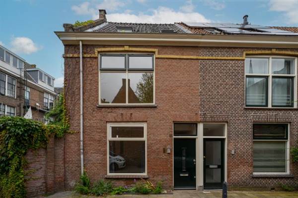 Woning Lange Lijsbethsteeg 2A Leiden