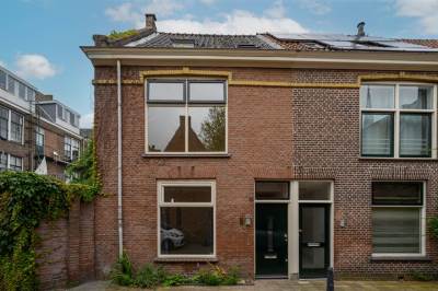 Woning Lange Lijsbethsteeg 2A Leiden