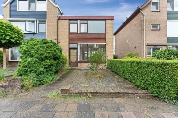 Woning Leeuwerikstraat 32 Alblasserdam