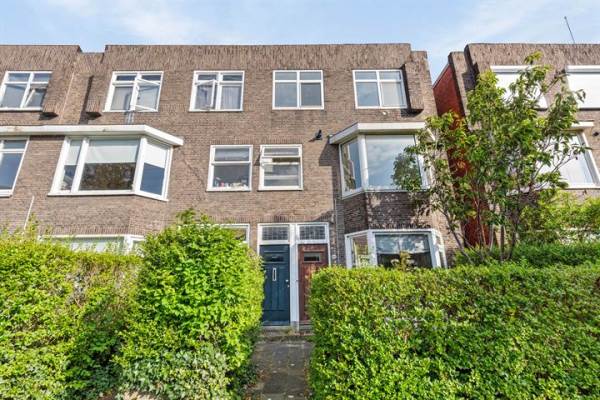 Woning E. Thomassen à Thuessinklaan 24a Groningen