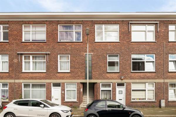 Woning Hoenderloostraat 54 Den Haag