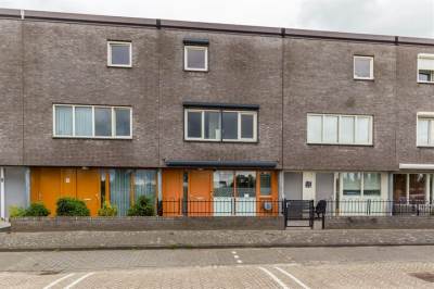 Woning Carry van Bruggenhof 42 Den Haag