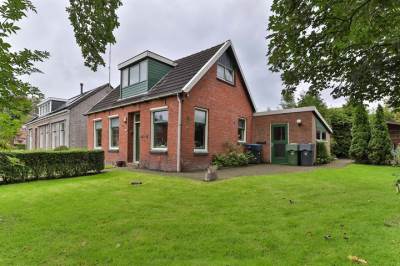 Woning Burgemeester Waldastraat 1a Warten
