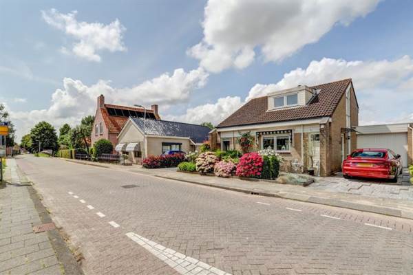 Woning Boompjesstraat 42 Strijen