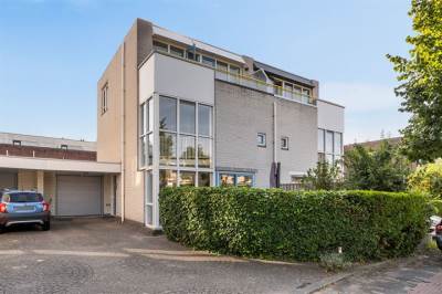 Woning Annie Romein-Verschoorkade 64 Vlaardingen