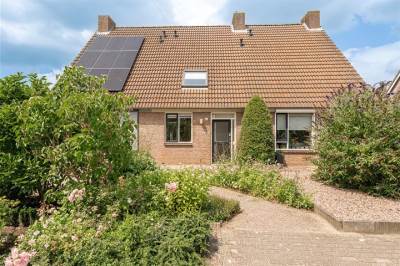 Woning Nederburcht 10 Buren (GE)