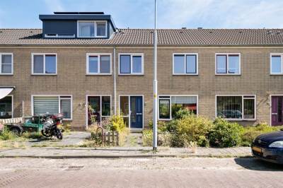 Woning Van Barenstraat 15 Nieuw-Vennep
