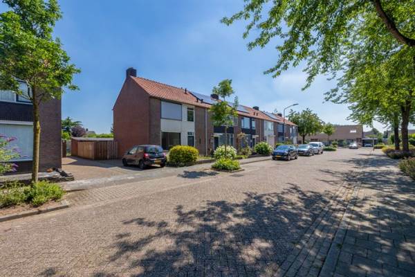 Woning Jan Walravenstraat 33 Beneden-Leeuwen