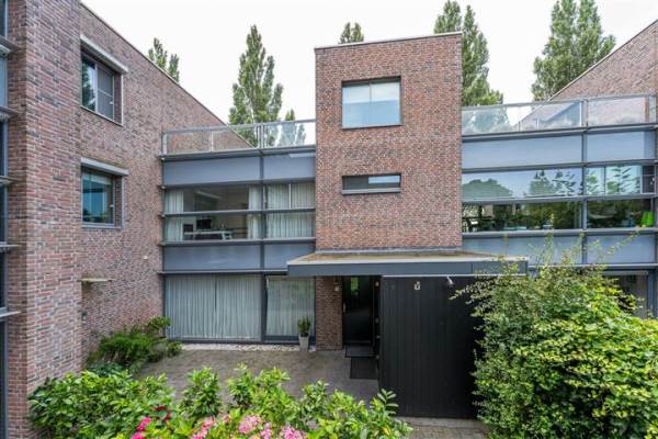 Woning Jacques Offenbachplantsoen 48 Utrecht