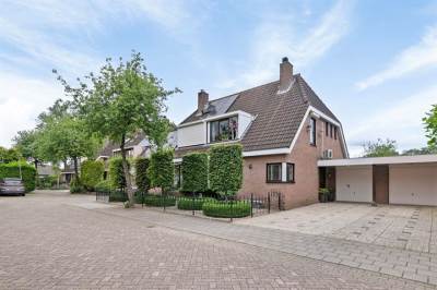 Woning Willem van Ewijcklaan 5 Hendrik-Ido-Ambacht