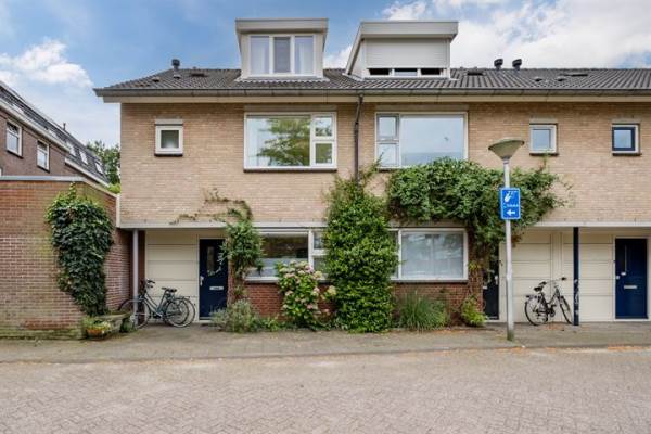 Woning Kardinaal Alfrinkstraat 6 Tilburg