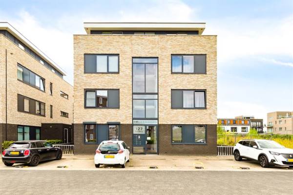 Woning Zwedenstraat 127A Almere