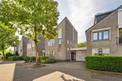 Woning Lotusberg 11 Roosendaal