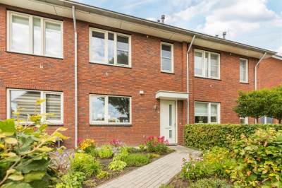 Woning Haya van Somerenstraat 5 Rijen