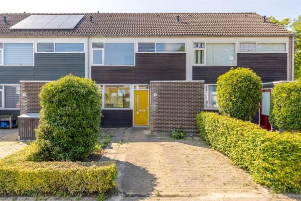 Woning Rijnstraat 4 Oost-Souburg