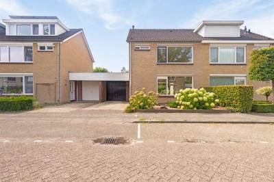 Woning Burgemeester van Grotenhuisstraat 24 Oosterhout (NB)
