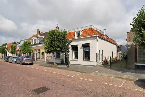 Woning Voorstraat 13 Piershil