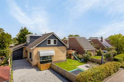 Woning Burgemeester Bakenstraat 3 Winkel